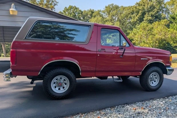 1990 Ford Bronco 5th Gen - Image 3 of 7
