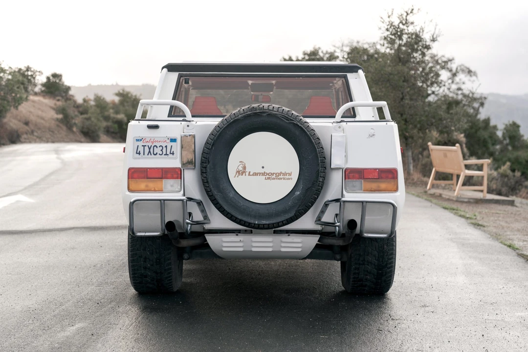 1991 Lamborghini LM002 - Image 18 of 31
