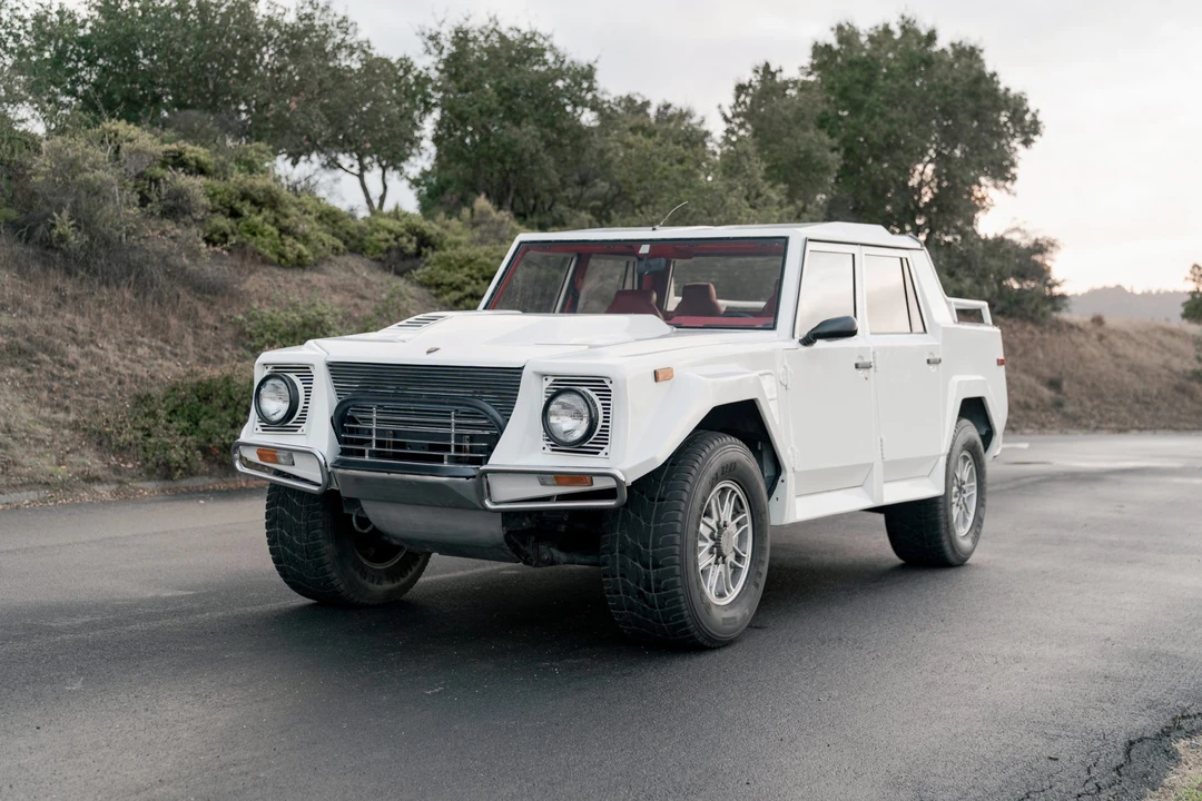 1991 Lamborghini LM002 - Image 26 of 31