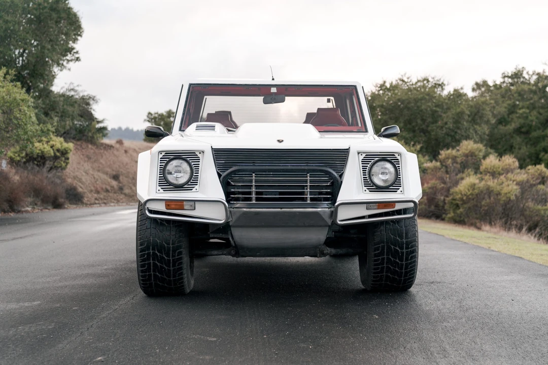 1991 Lamborghini LM002 - Image 27 of 31