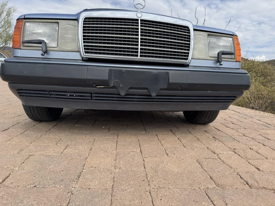 1991 Mercedes-Benz W124 E-Class - Image 28 of 31