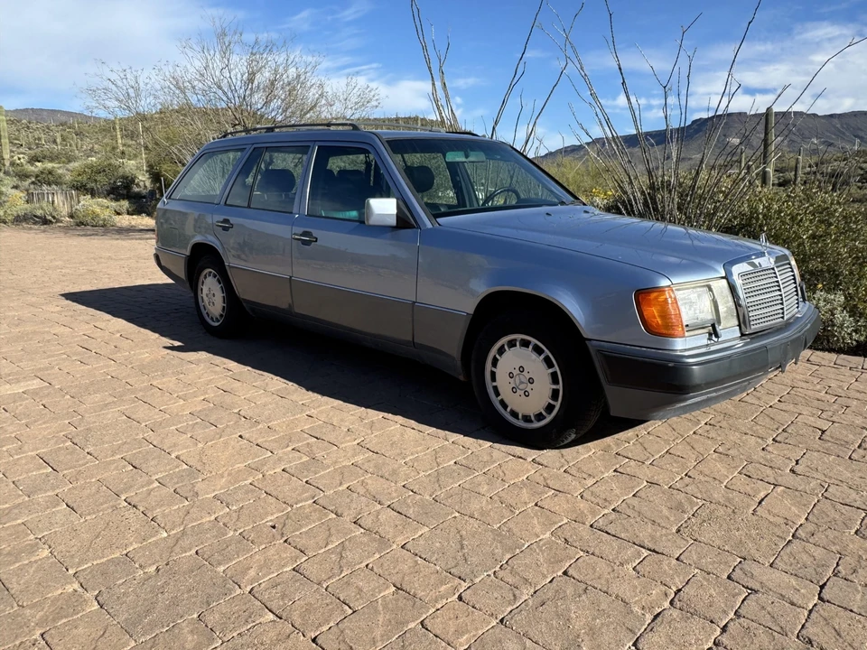 1991 Mercedes-Benz W124 E-Class - Image 10 of 31