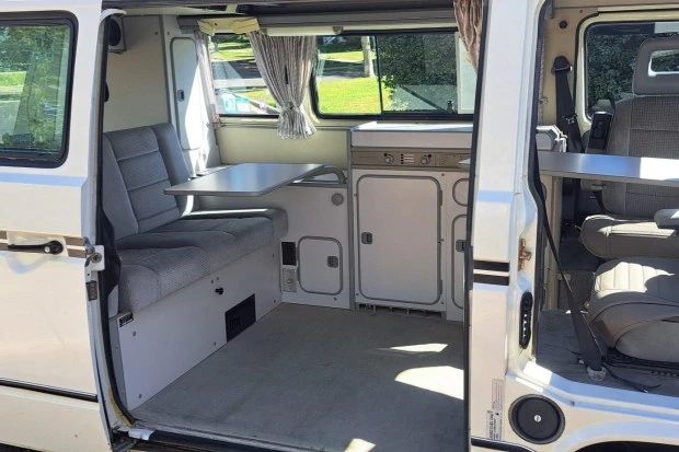 1991 Volkswagen EuroVan - Image 5 of 8