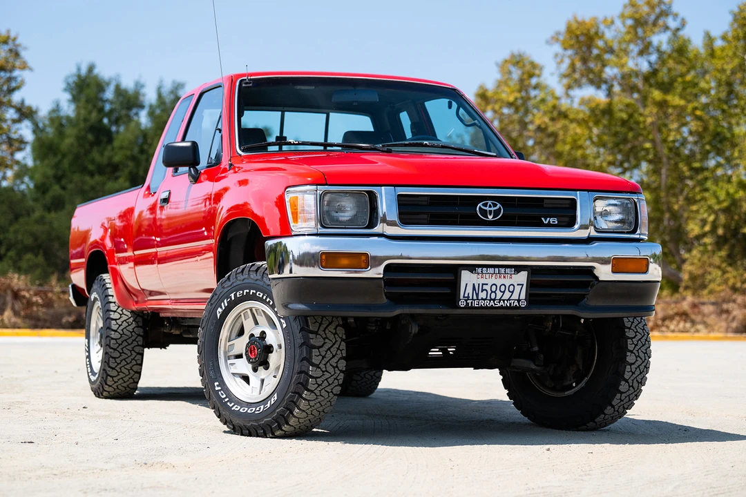 1992 Toyota Hilux 5th Gen - Image 3 of 31