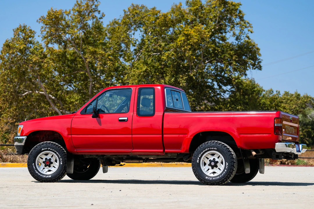 1992 Toyota Hilux 5th Gen - Image 9 of 31