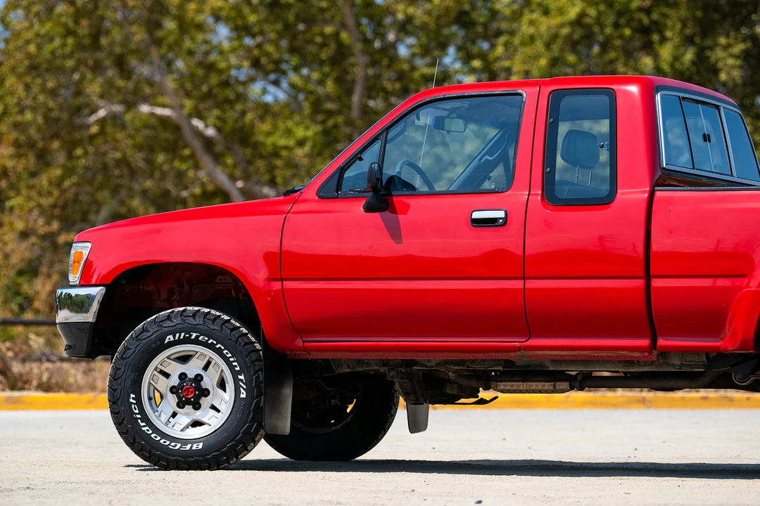 1992 Toyota Hilux 5th Gen - Image 16 of 31