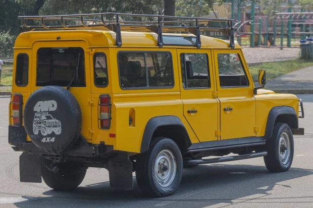 1993 Land Rover Defender 110 - Image 2 of 7