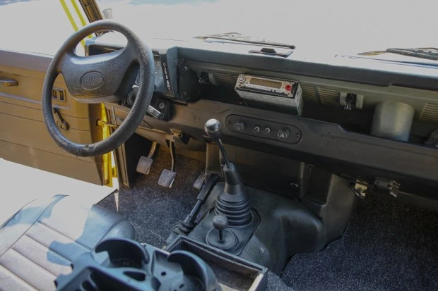 1993 Land Rover Defender 110 - Image 5 of 7