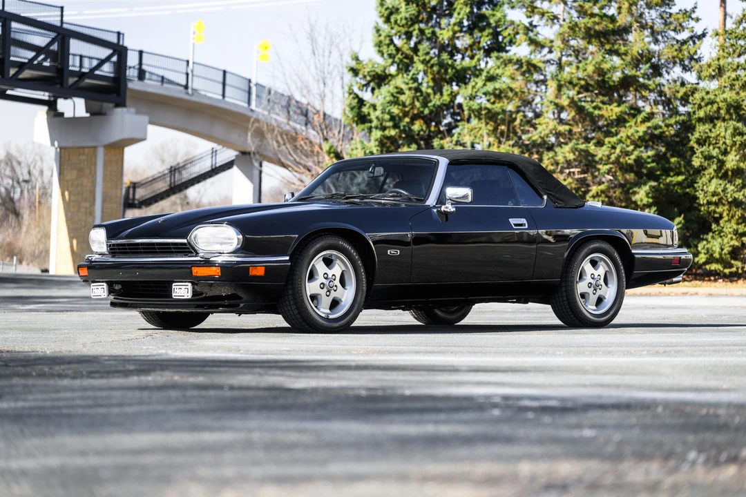 1994 Jaguar XJS Convertible - Image 2 of 31
