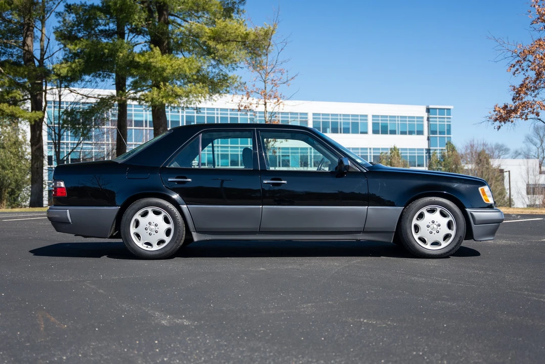 1994 Mercedes-Benz 500E & E500 - Image 14 of 31