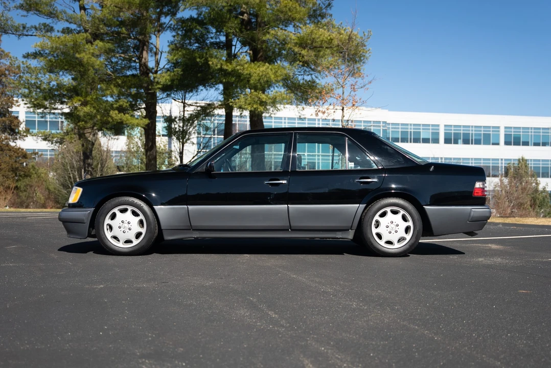 1994 Mercedes-Benz 500E & E500 - Image 4 of 31
