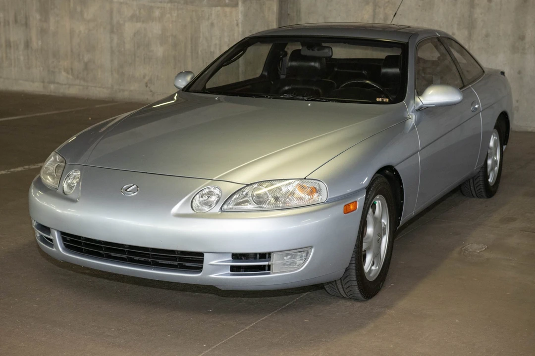 1995 Lexus SC400 - Image 2 of 31