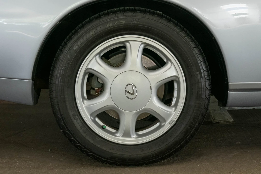 1995 Lexus SC400 - Image 29 of 31