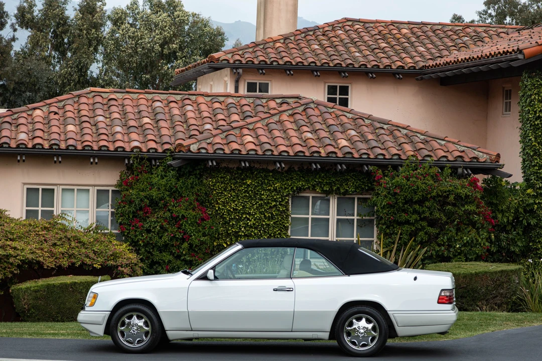 1995 Mercedes-Benz W124 E-Class - Image 4 of 31