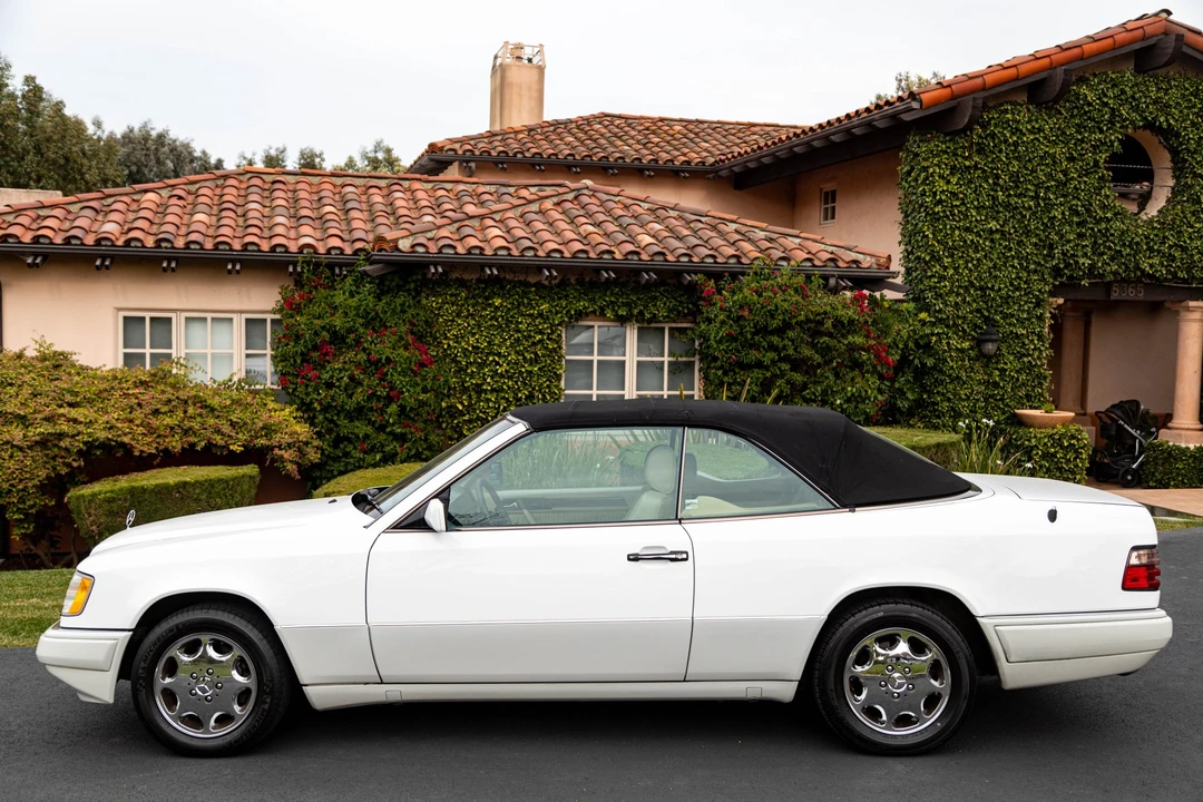 1995 Mercedes-Benz W124 E-Class - Image 6 of 31