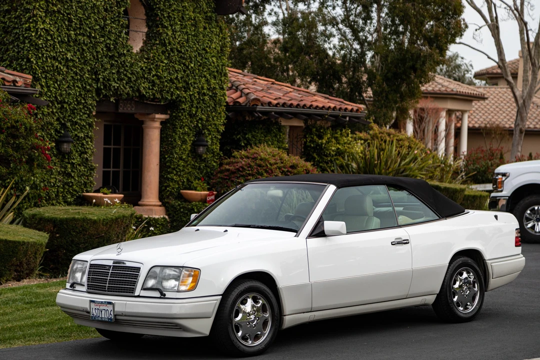 1995 Mercedes-Benz W124 E-Class - Image 3 of 31