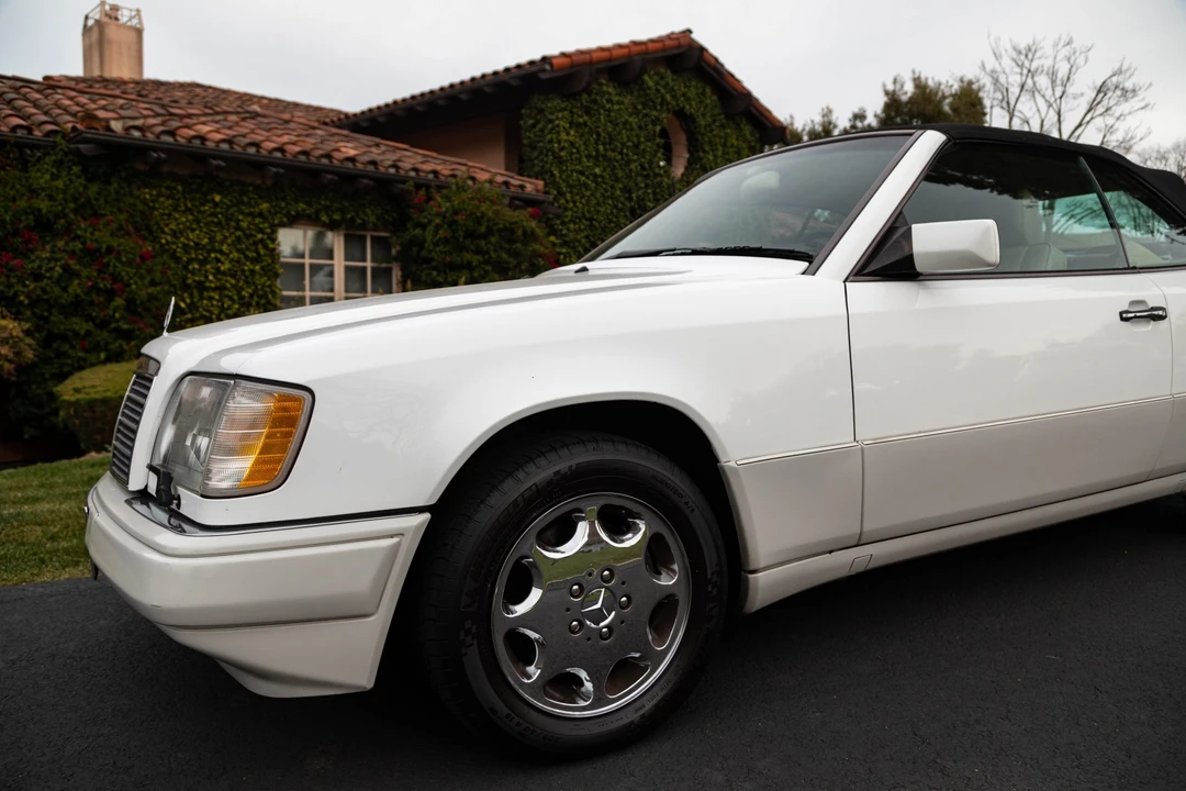 1995 Mercedes-Benz W124 E-Class - Image 26 of 31