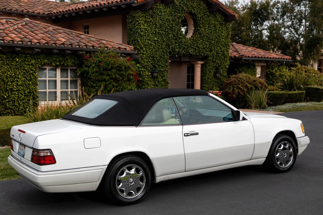 1995 Mercedes-Benz W124 E-Class - Image 18 of 31