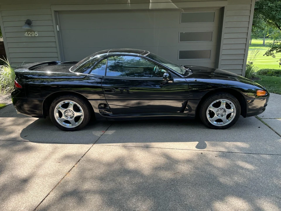 1995 Mitsubishi 3000GT Series 2 - Image 8 of 31