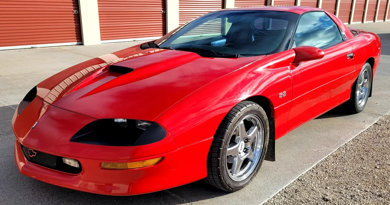 1996 Chevrolet Camaro SS 4th Gen - Image 2 of 31