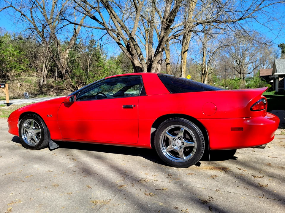 1996 Chevrolet Camaro SS 4th Gen - Image 12 of 31