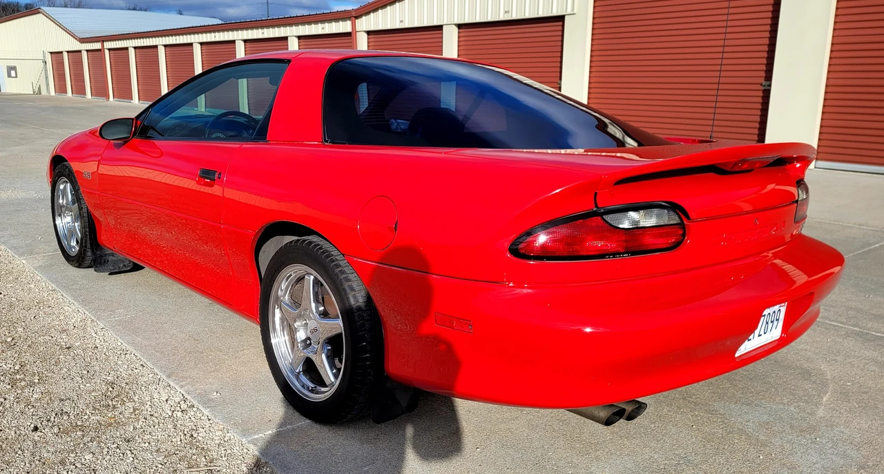 1996 Chevrolet Camaro SS 4th Gen - Image 25 of 31
