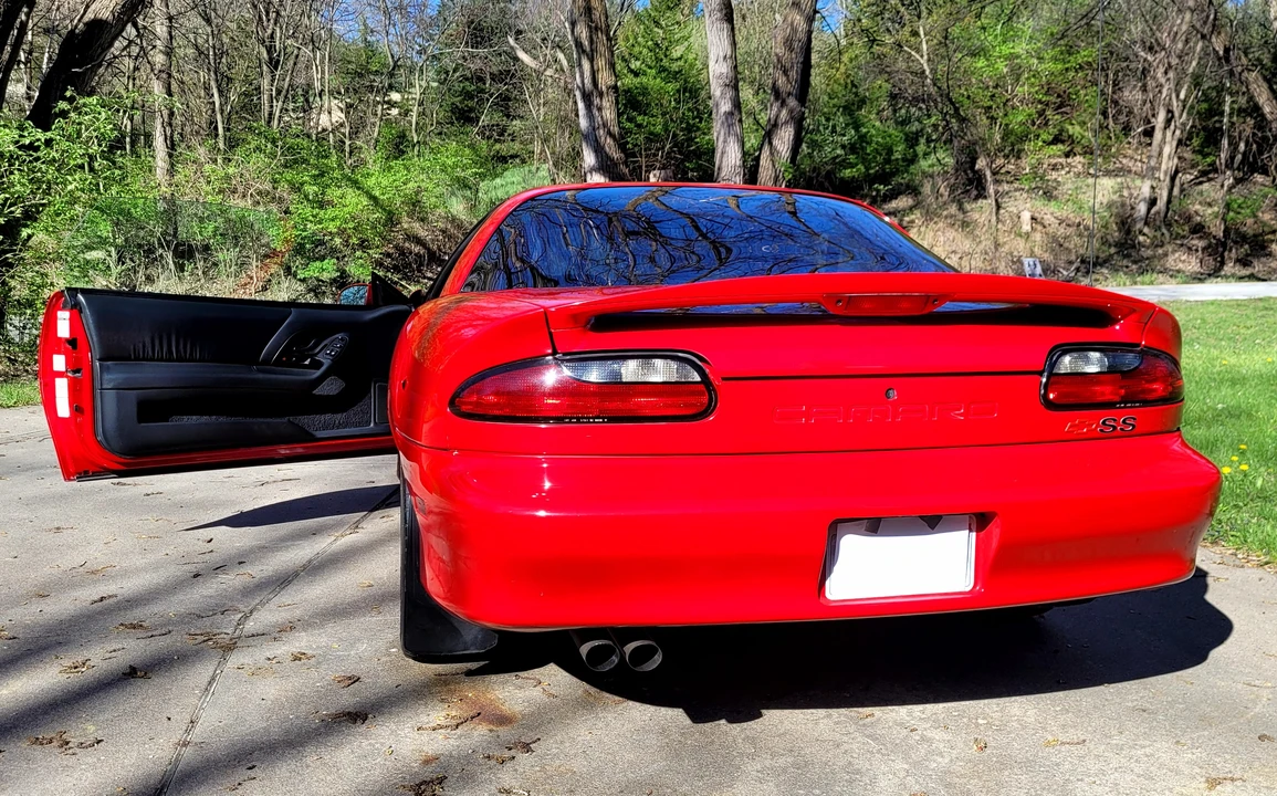 1996 Chevrolet Camaro SS 4th Gen - Image 30 of 31