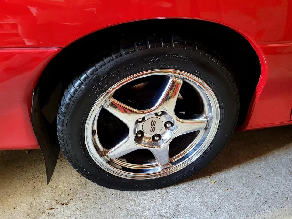 1996 Chevrolet Camaro SS 4th Gen - Image 26 of 31
