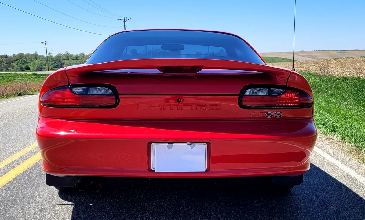 1996 Chevrolet Camaro SS 4th Gen - Image 10 of 31