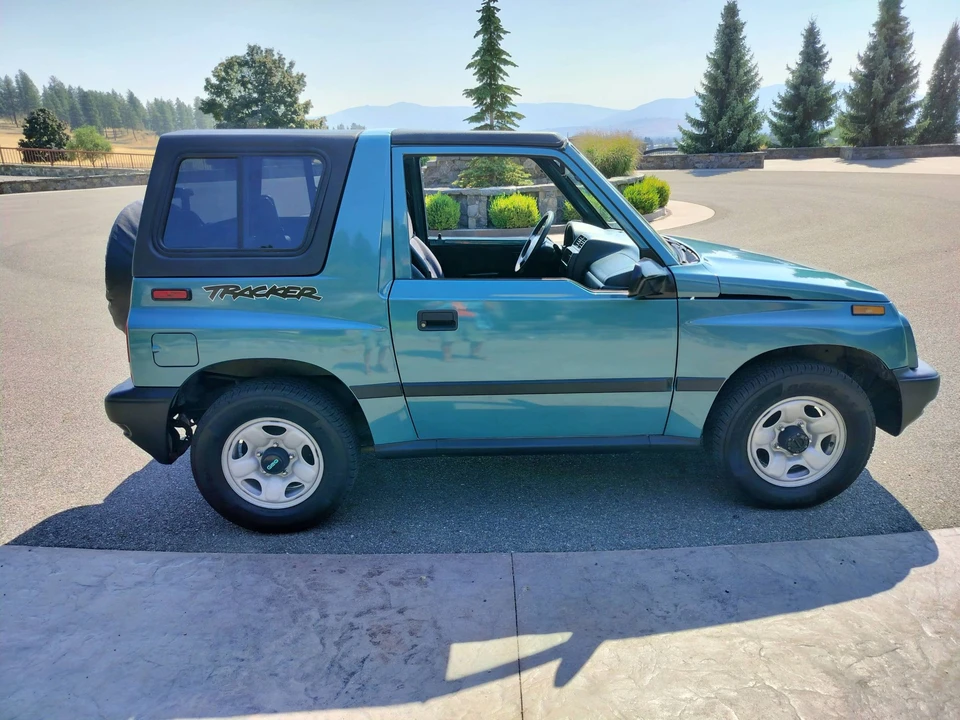 1996 Geo Tracker - Image 12 of 31
