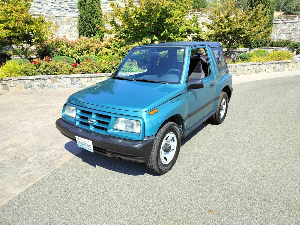 1996 Geo Tracker - Image 2 of 31