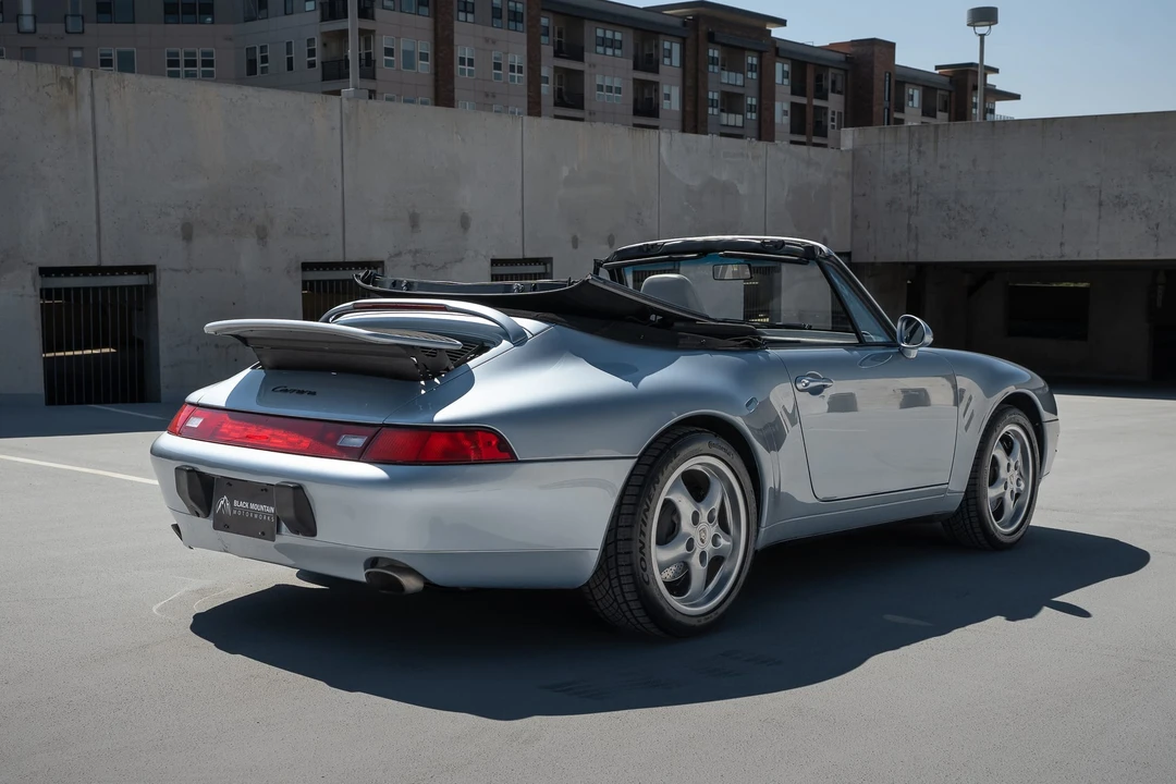 1996 Porsche 993 Carrera - Image 14 of 31