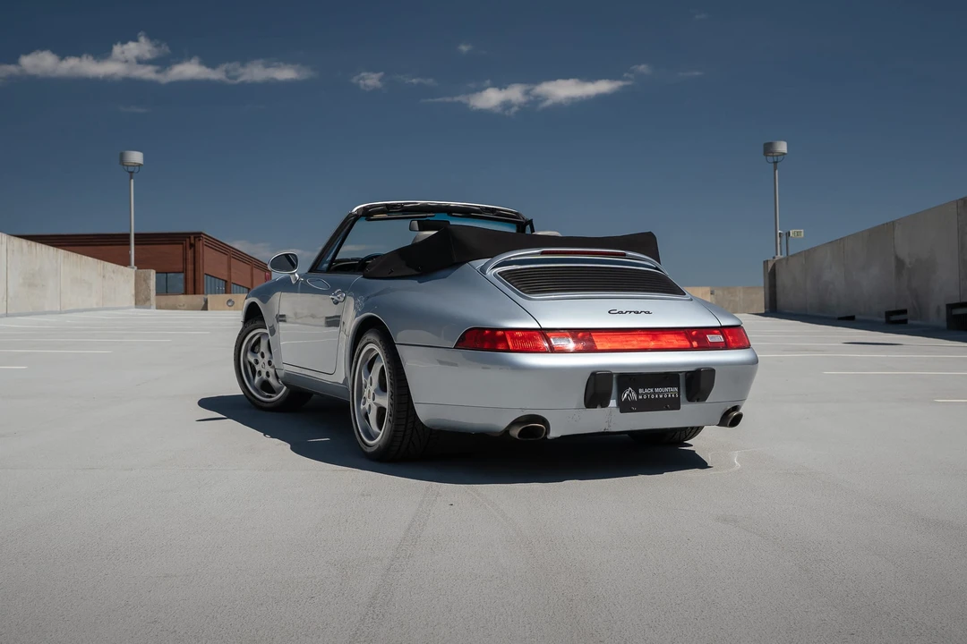 1996 Porsche 993 Carrera - Image 10 of 31