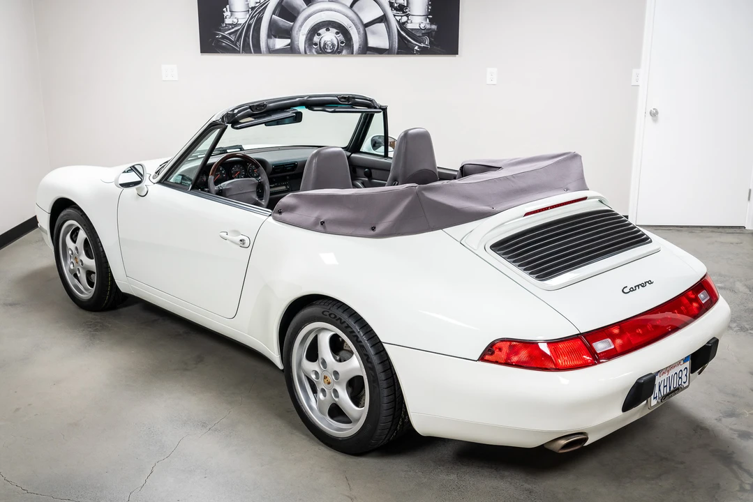 1996 Porsche 993 Carrera - Image 25 of 31