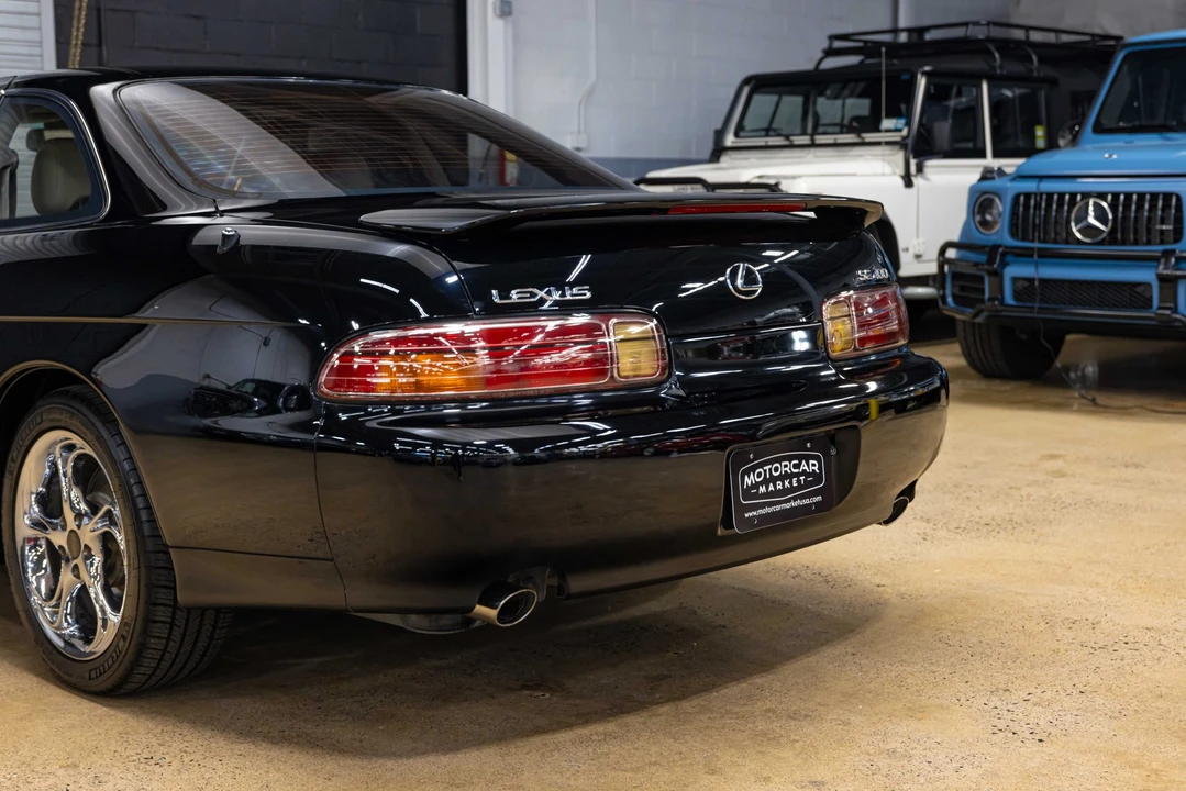 1997 Lexus SC400 - Image 16 of 31