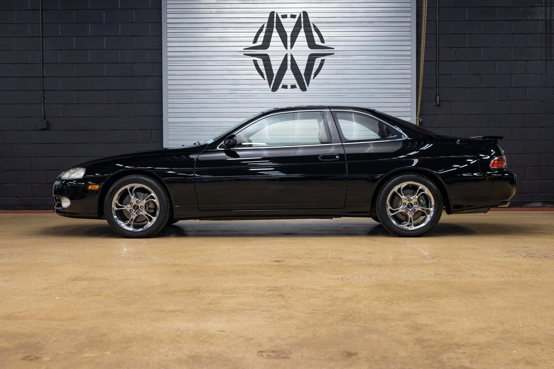 1997 Lexus SC400 - Image 10 of 31
