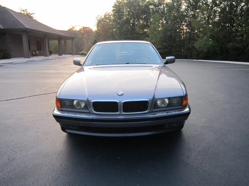 1998 BMW E38 7 Series - Image 5 of 31