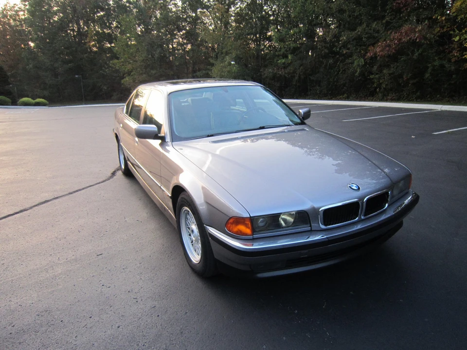 1998 BMW E38 7 Series - Image 6 of 31