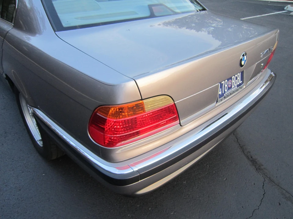 1998 BMW E38 7 Series - Image 17 of 31