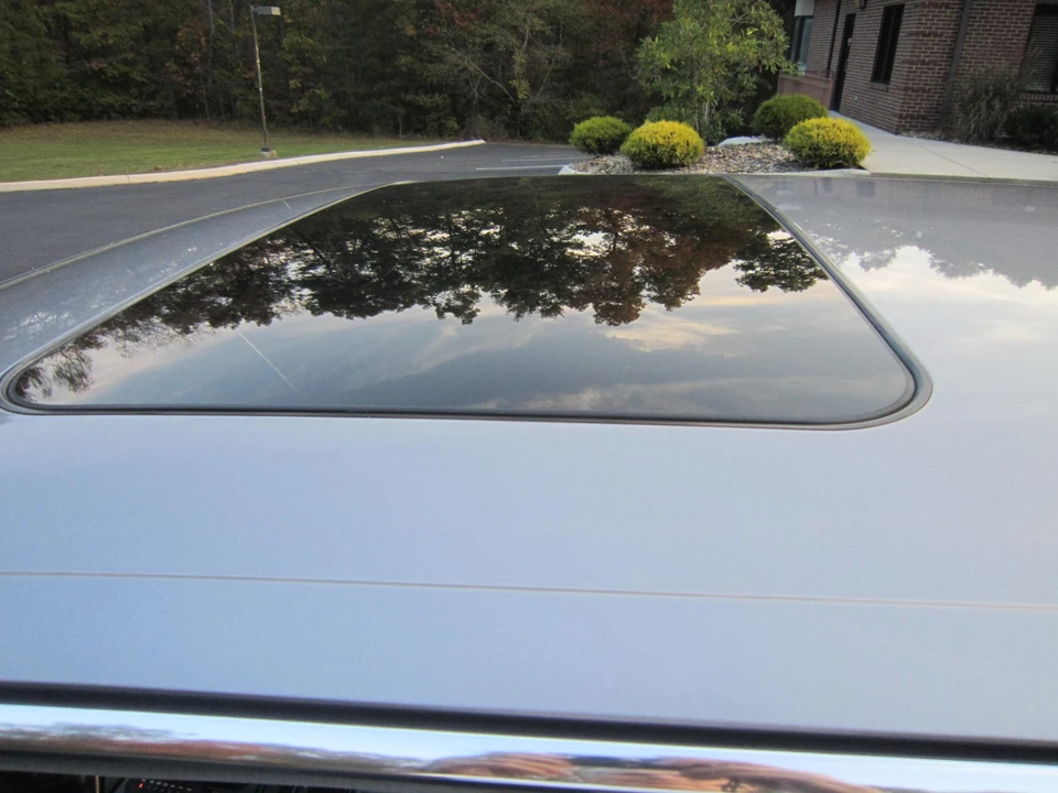 1998 BMW E38 7 Series - Image 19 of 31