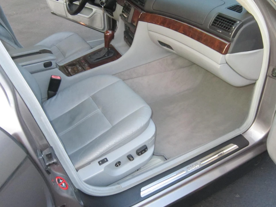 1998 BMW E38 7 Series - Image 30 of 31