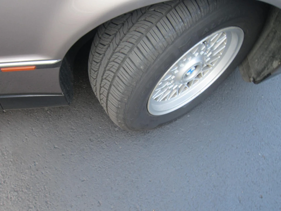1998 BMW E38 7 Series - Image 25 of 31