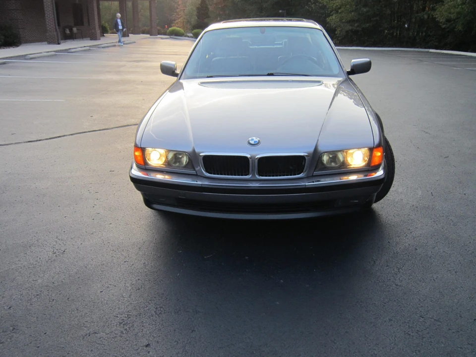 1998 BMW E38 7 Series - Image 4 of 31