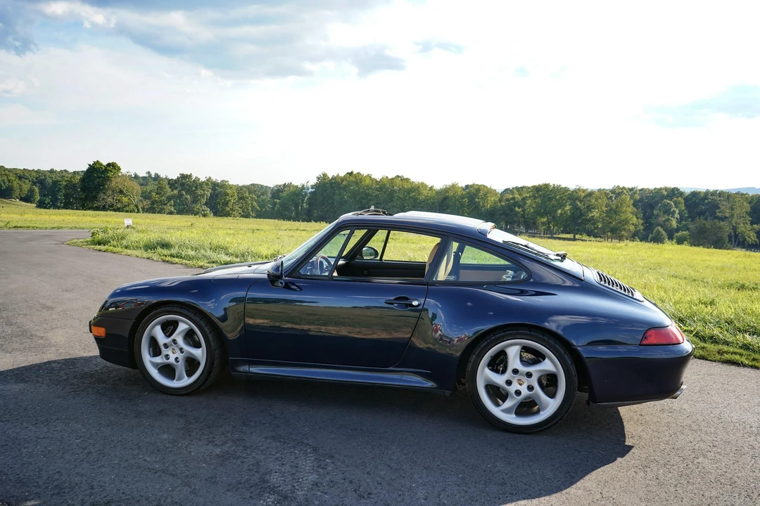 1998 Porsche 993 Carrera - Image 15 of 31