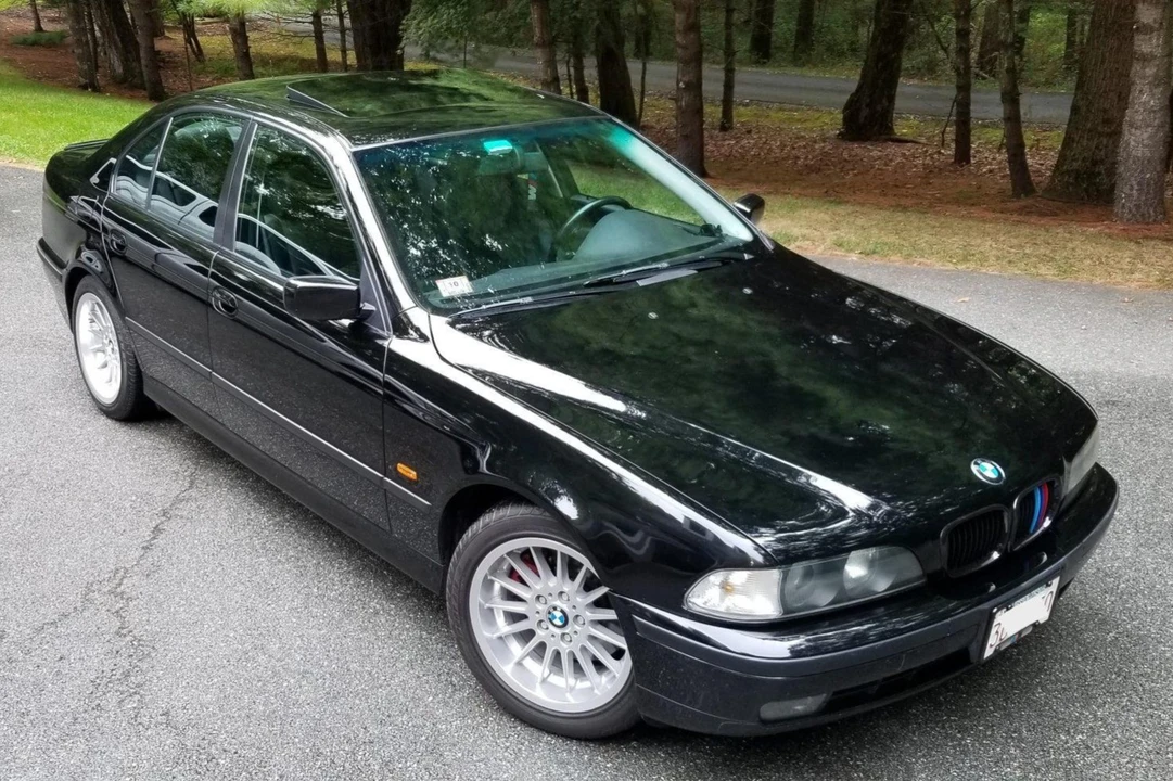 1999 BMW E39 540i - Image 1 of 31