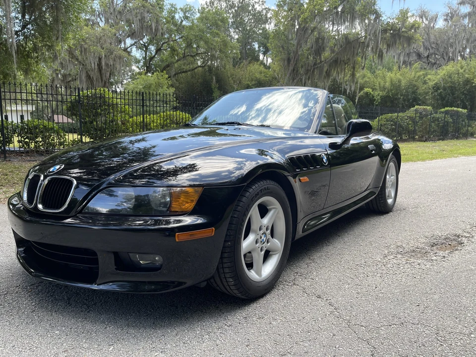 1999 BMW Z3 Roadster - Image 2 of 31