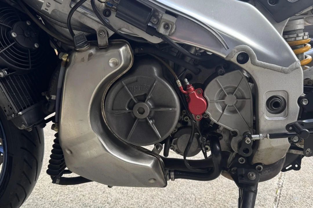 2001 Aprilia - Image 5 of 7