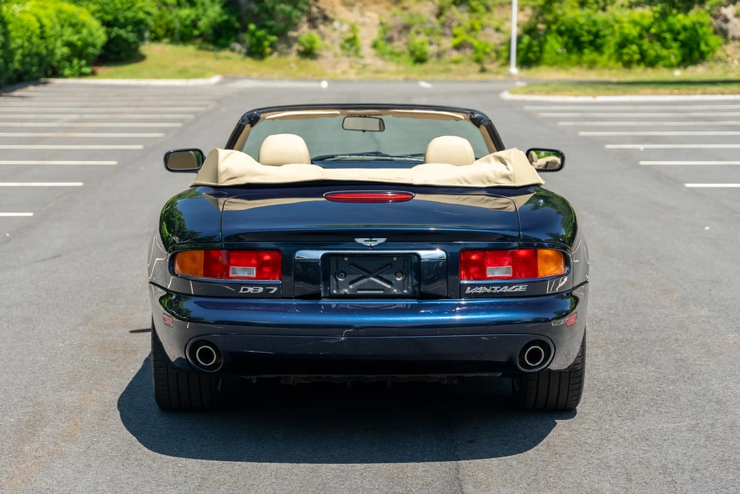 2001 Aston Martin DB7 Vantage - Image 14 of 31