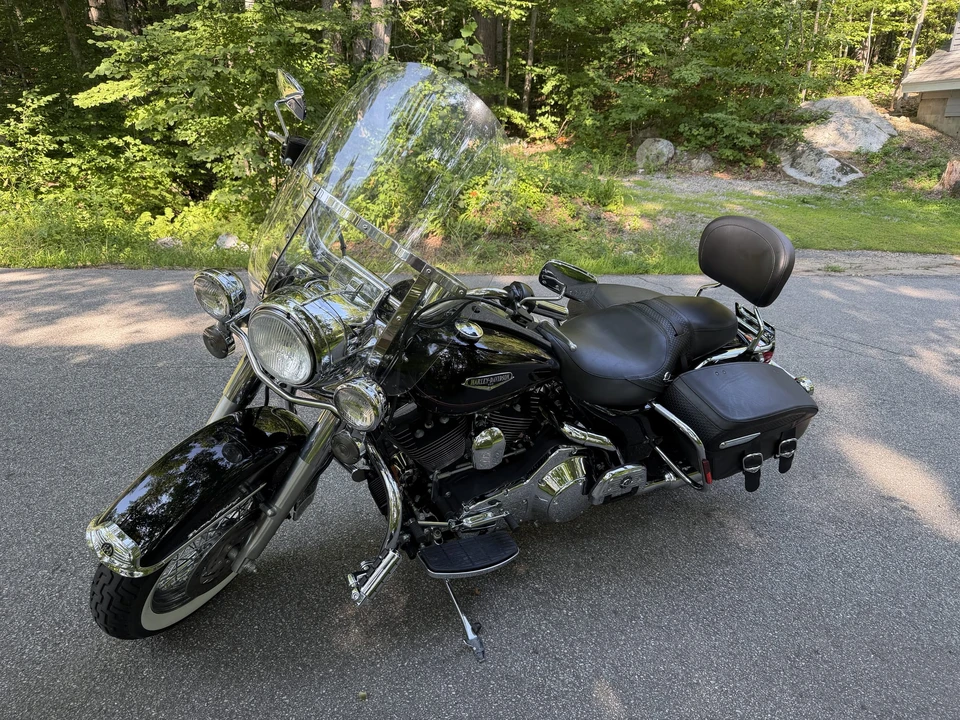 2001 Harley-Davidson Touring Twin Cam - Image 2 of 31