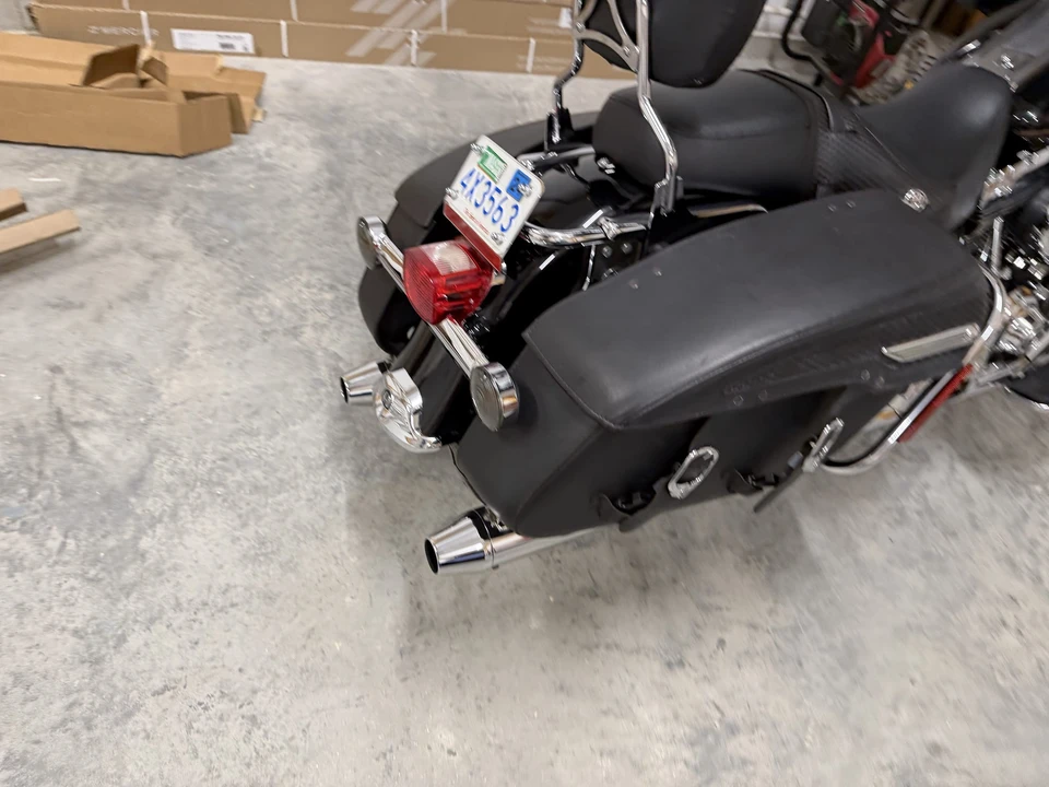 2001 Harley-Davidson Touring Twin Cam - Image 23 of 31